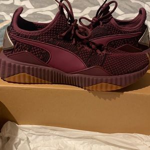 Puma Defy Sneakers